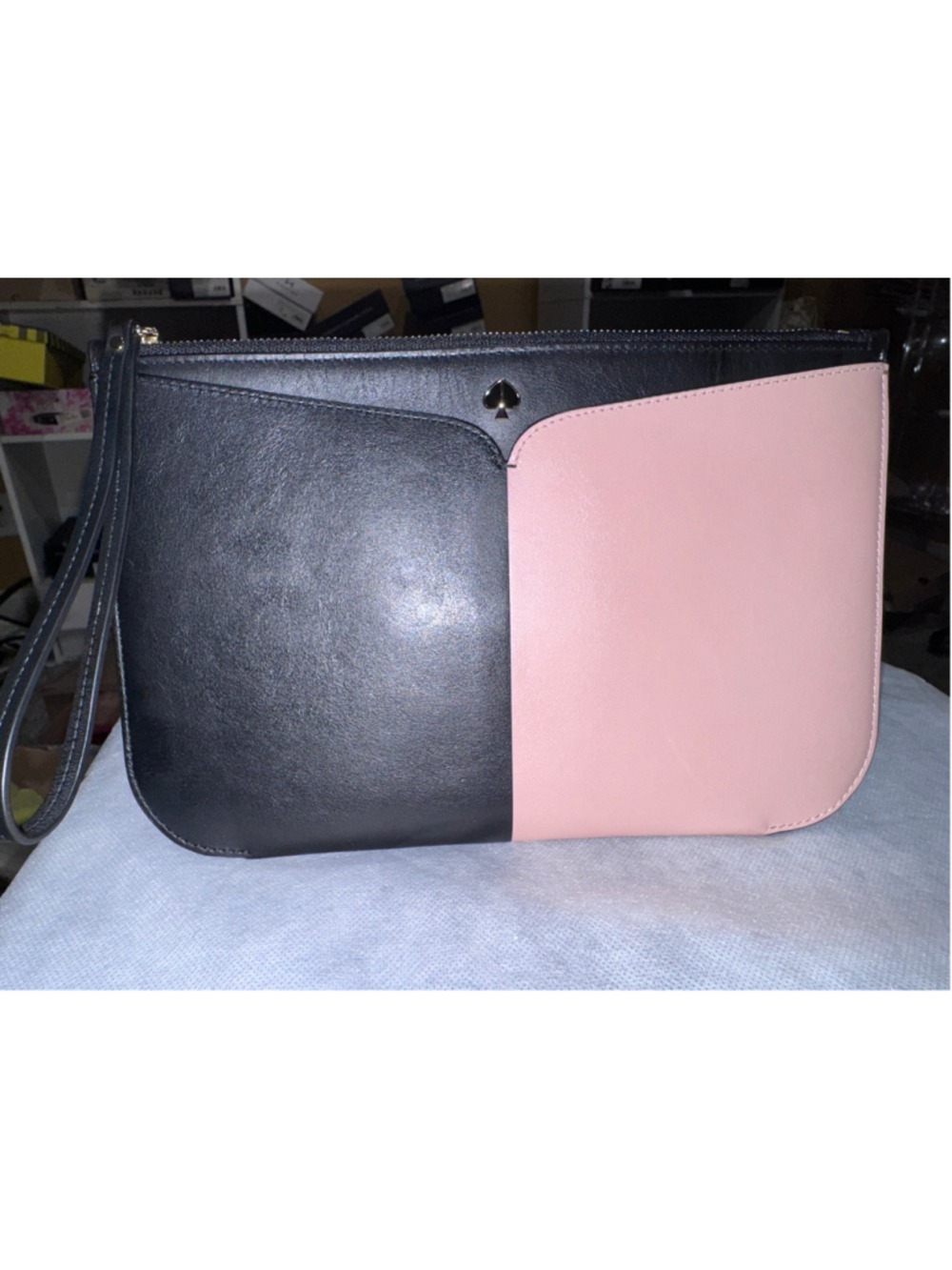 100. Kate Spade Nicola Bicolor Large Wristlet